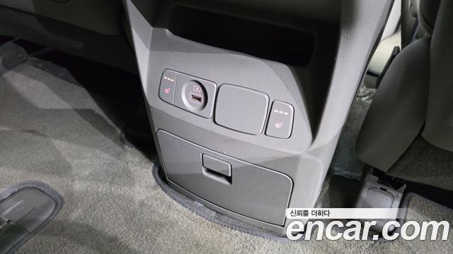 Kia Canival 2019 — photo 24