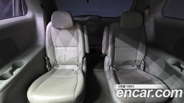 Kia Canival 2019 — photo 25