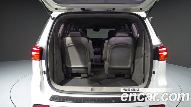 Kia Canival 2019 — photo 26