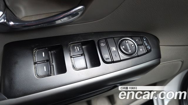 Kia Canival 2019 — photo 27