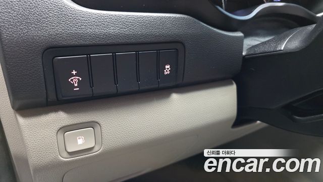 Kia Canival 2019 — photo 28
