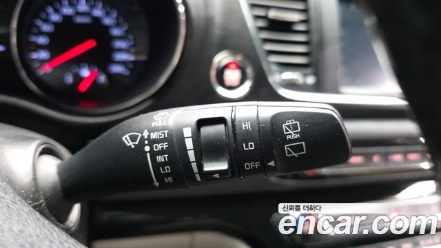 Kia Canival 2019 — photo 30