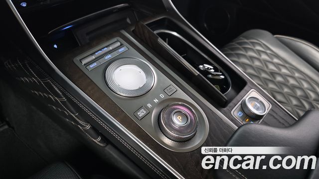 Genesis GV80 2022 — photo 12