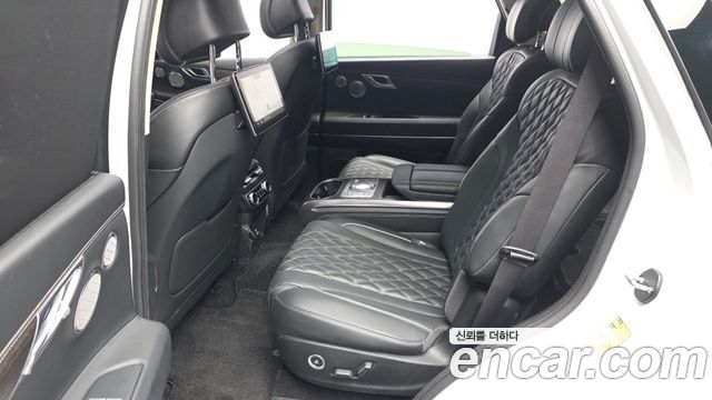 Genesis GV80 2022 — photo 17