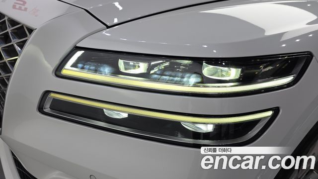 Genesis GV80 2022 — photo 8