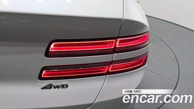 Genesis GV80 2022 — photo 9