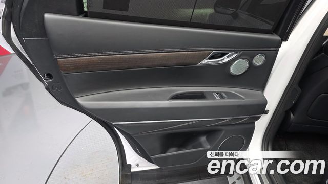 Genesis GV80 2022 — photo 15