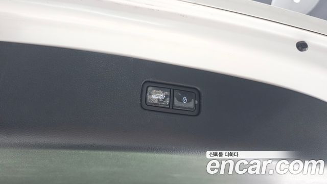 Genesis GV80 2022 — photo 36