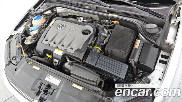 Volkswagen Jetta 2014 — photo 6