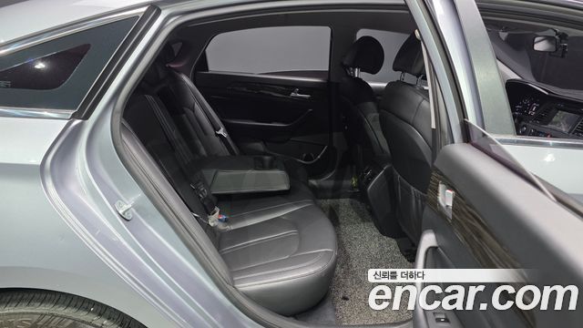 Hyundai Sonata 2015 — photo 12