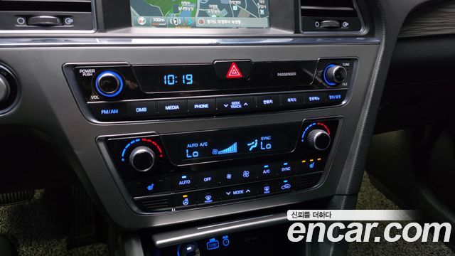 Hyundai Sonata 2015 — photo 16