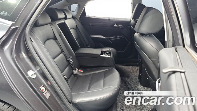 Kia K7 2020 — photo 17