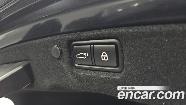 Kia K7 2020 — photo 23