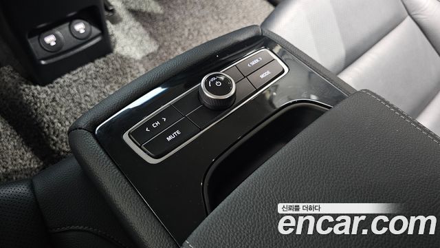 Kia K7 2020 — photo 30