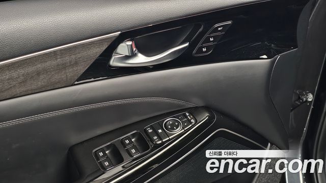 Kia K7 2020 — photo 31