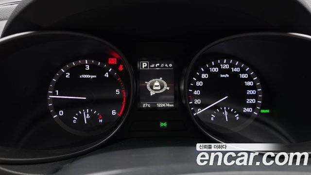 Hyundai Santafe 2018 — photo 11