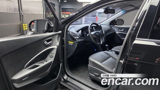 Hyundai Santafe 2018 — photo 13