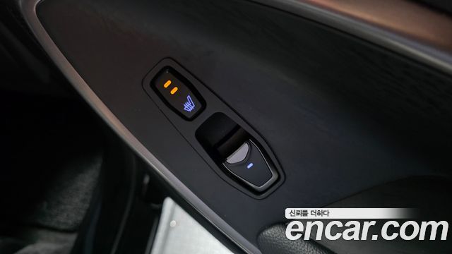 Hyundai Santafe 2018 — photo 24