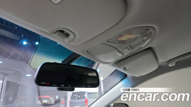 Hyundai Santafe 2018 — photo 25