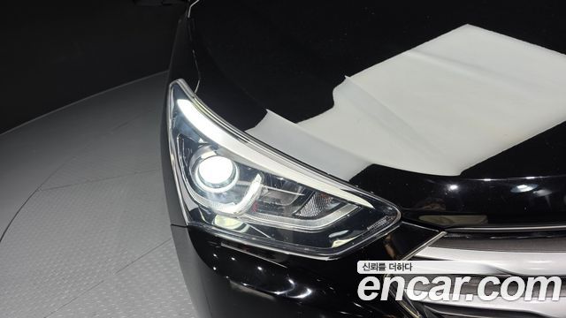Hyundai Santafe 2018 — photo 8