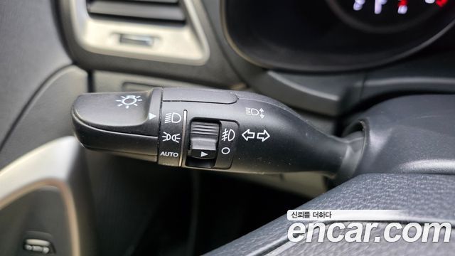 Hyundai Santafe 2018 — photo 29