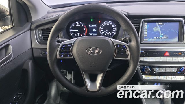 Hyundai Sonata 2019 — photo 12