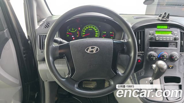 Hyundai Starex 2013 — photo 13
