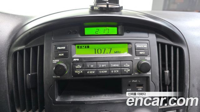 Hyundai Starex 2013 — photo 16