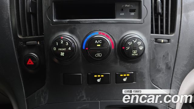 Hyundai Starex 2013 — photo 17