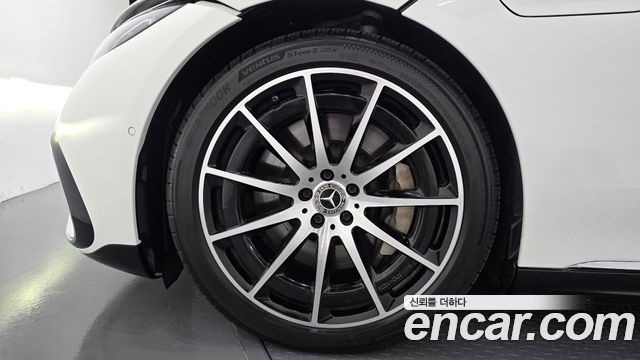 Mercedes-Benz EQS 2022 — photo 5