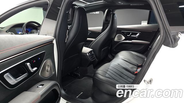 Mercedes-Benz EQS 2022 — photo 11