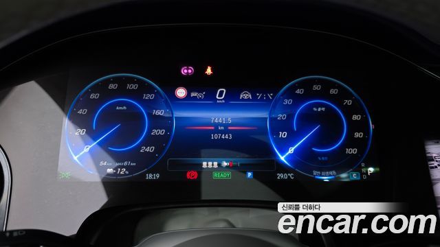 Mercedes-Benz EQS 2023 — photo 11