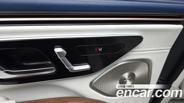 Mercedes-Benz EQS 2023 — photo 24
