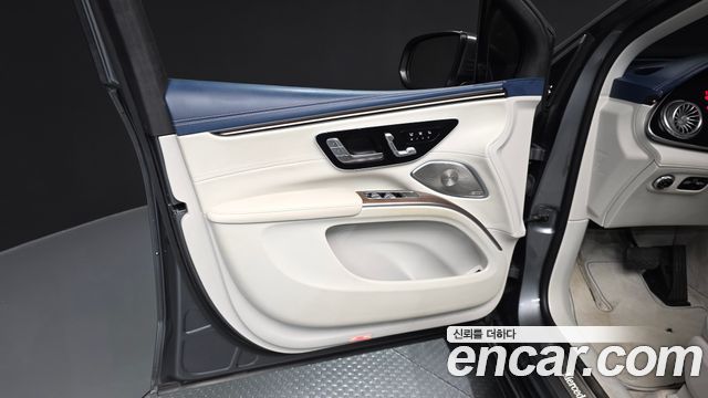 Mercedes-Benz EQS 2023 — photo 14
