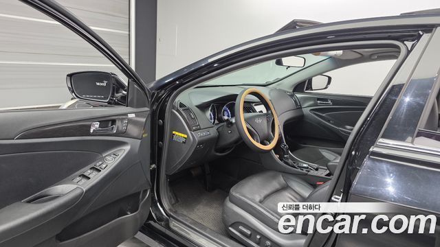 Hyundai Sonata 2014 — photo 10