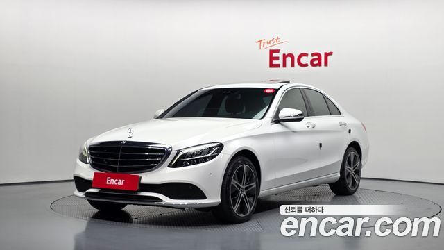 Mercedes-Benz C-Class 2019 — photo 1