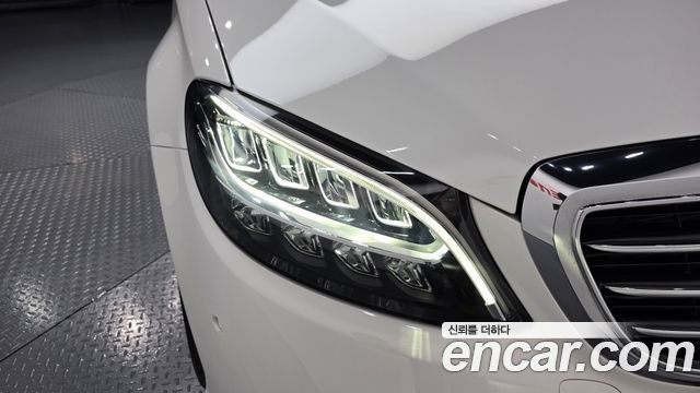 Mercedes-Benz C-Class 2019 — photo 8