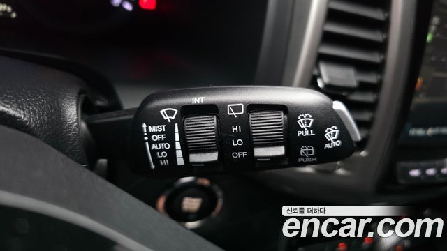KG Mobility Rexton 2018 — photo 27
