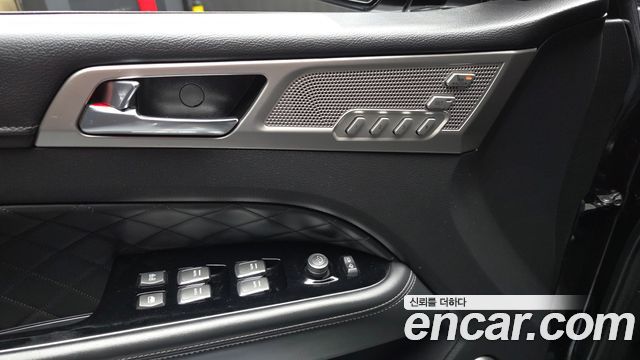KG Mobility Rexton 2018 — photo 31