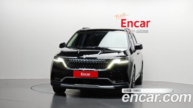 Kia Canival 2023 — photo 3