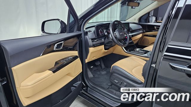 Kia Canival 2023 — photo 13