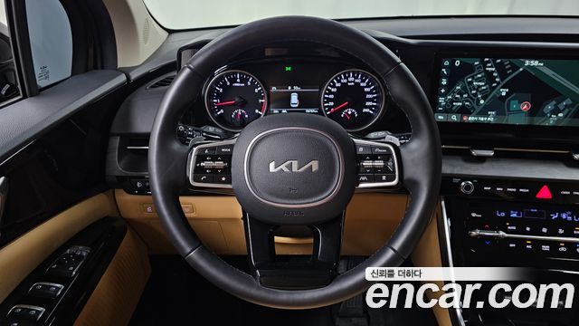 Kia Canival 2023 — photo 19