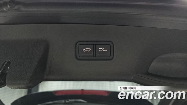 Kia Canival 2023 — photo 21