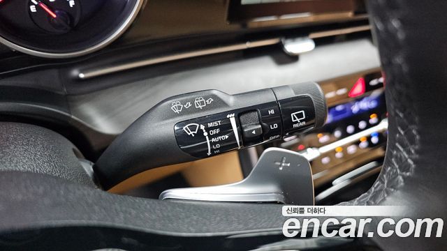 Kia Canival 2023 — photo 26