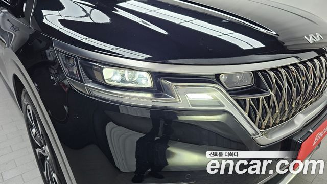 Kia Canival 2023 — photo 8