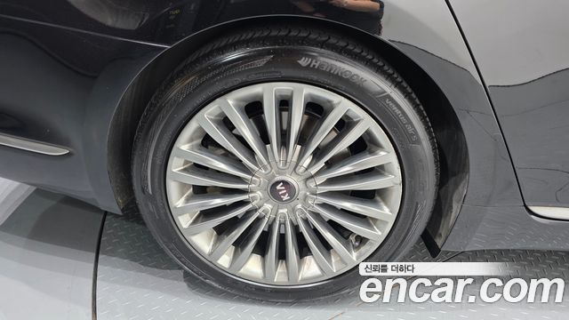 Kia K9 2019 — photo 5