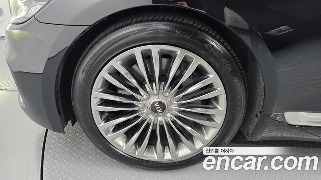 Kia K9 2019 — photo 7