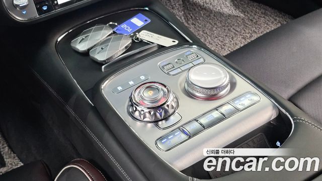 Genesis G90 2025 — photo 12