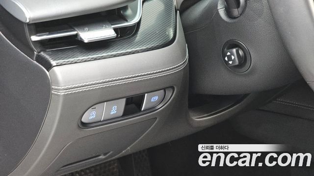 Genesis G90 2025 — photo 28