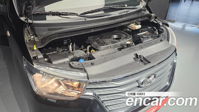 Hyundai Starex 2019 — photo 6